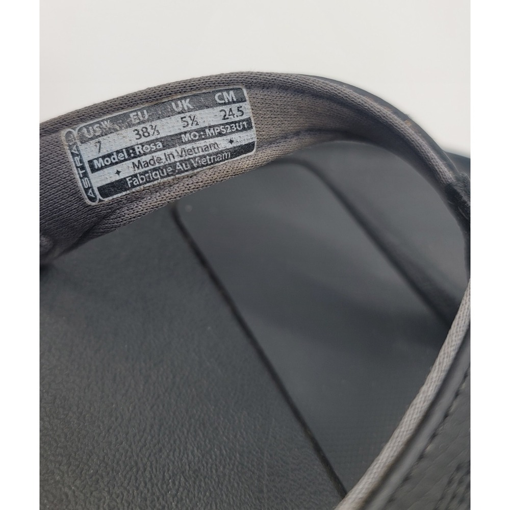 Astral Rosa Flip Flop Sandals Womens Size 7 Black Outdoor Water Hiking Thong - Picture 8 of 8